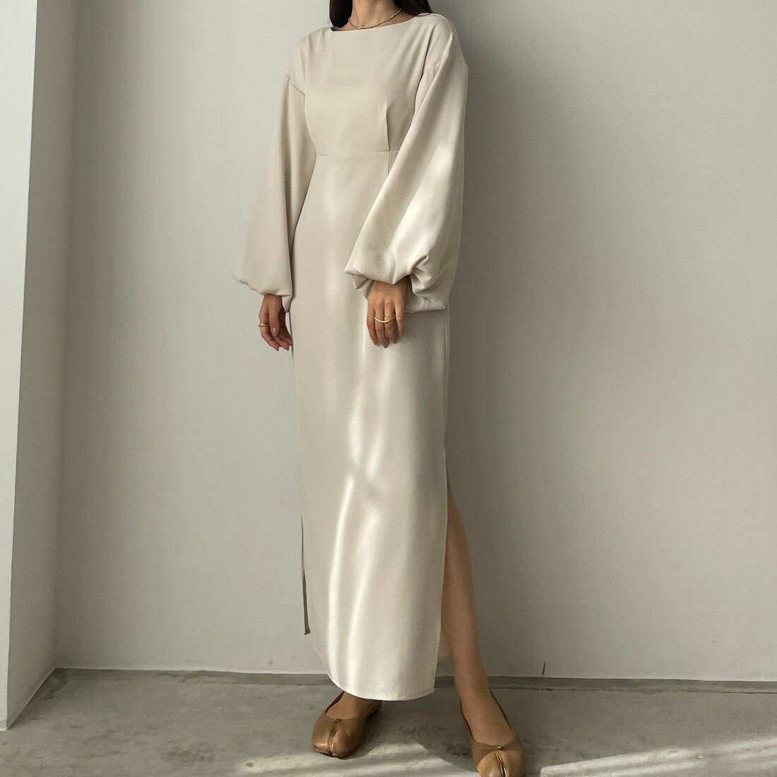 Louere　パフスリーブIラインワンピース