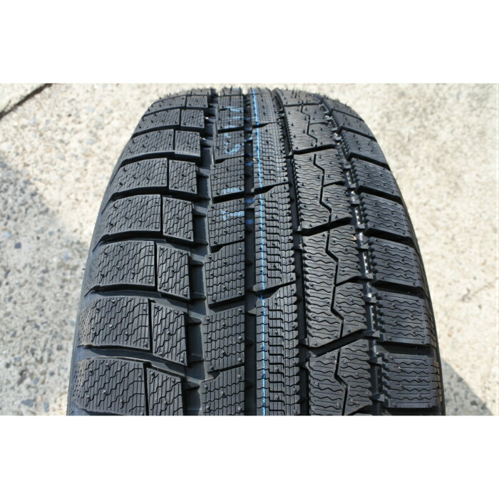 ■おまけ付き(バルブorタイヤ袋)■TOYO （トーヨー) Winter TRANPATH TX (ウィンタートランパス) ■225/60R18 100Q ■冬タイヤ 18インチ■スタッドレス■1本価格 ■個人宅配送OK