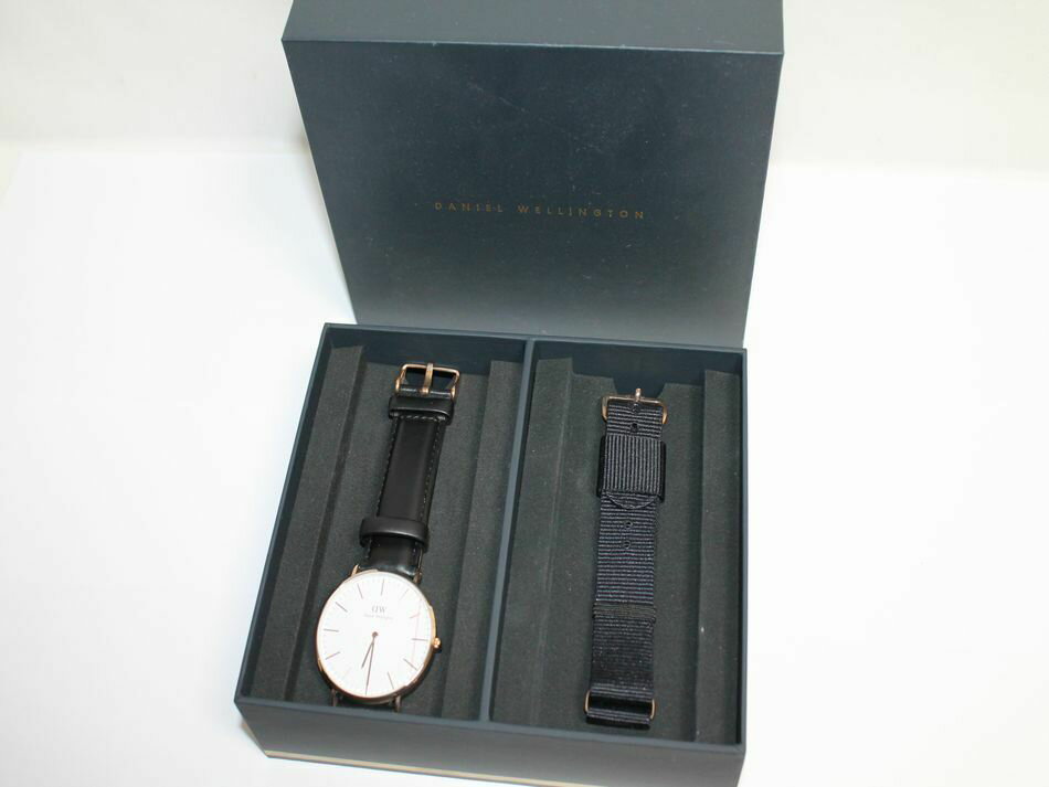 乐天商城 - [中古] 送料無料 訳あり 未使用 中古扱い品 ダニエルウェリントン クラシック メンズ 腕時計 B40R14 2針 SS レザーベルト 男性用 クォーツ ホワイト ゴールド 黒 DANIEL WELLINGON