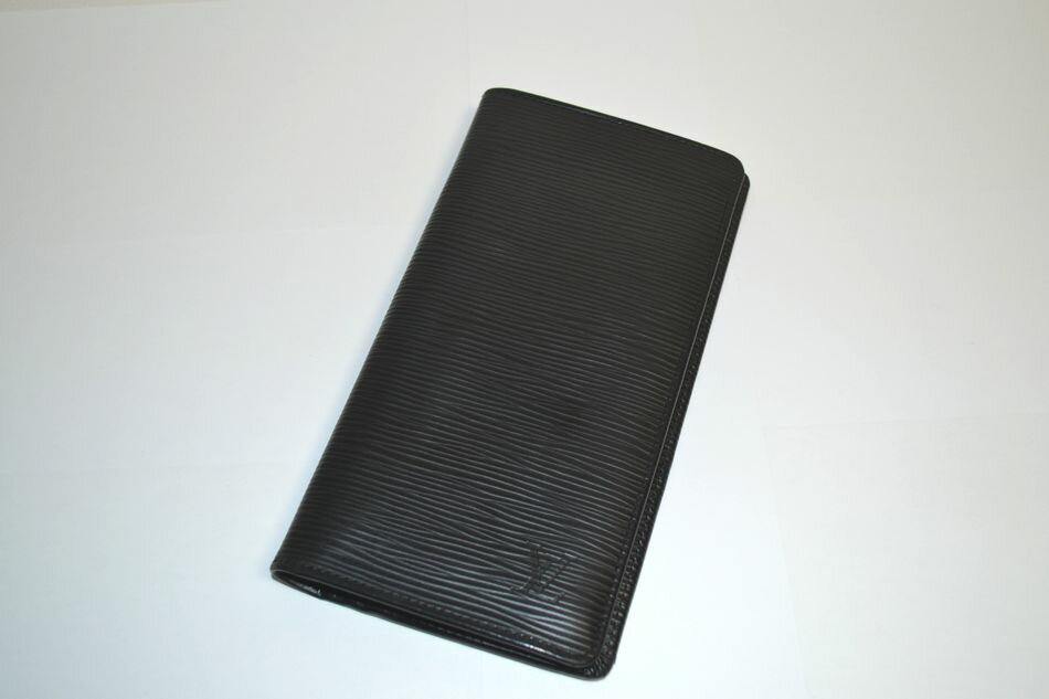 [中古] LOUIS VUITTON ポルトフォイユ ブラザ エピ M60622 ノワール 黒 二つ折り長財布 札入れ メンズ レディース 男女兼用 ルイヴィトン USED品