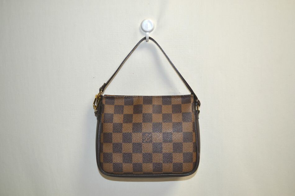Rakuten - [中古] LOUIS VUITTON トゥルースメイクアップ ポーチ N51982 ダミエ エベヌ ハンドバッグ 小物入れ レディース メンズ ルイヴィトン USED品