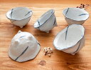 笹の葉 三つ足小鉢 瀬戸焼 10.5×H6cm 食器/国産/ 陶器/ 日本製/ 美濃焼/ 和食器/一品/前菜/うつわ/和食器/まとめ買い/正月/祝い/節句/花見/一品/皿/鉢/刺身/天ぷら/和食