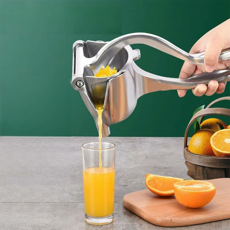 しぼり器 ハンドジューサー フルーツ絞り器 みかん ジュース 絞り器 手動式 レモンしぼり フルーツしぼり レモン絞り ミニレモンプレス ステンレス製 手動ジューサー 果汁 すだち 果物 簡単操作 2