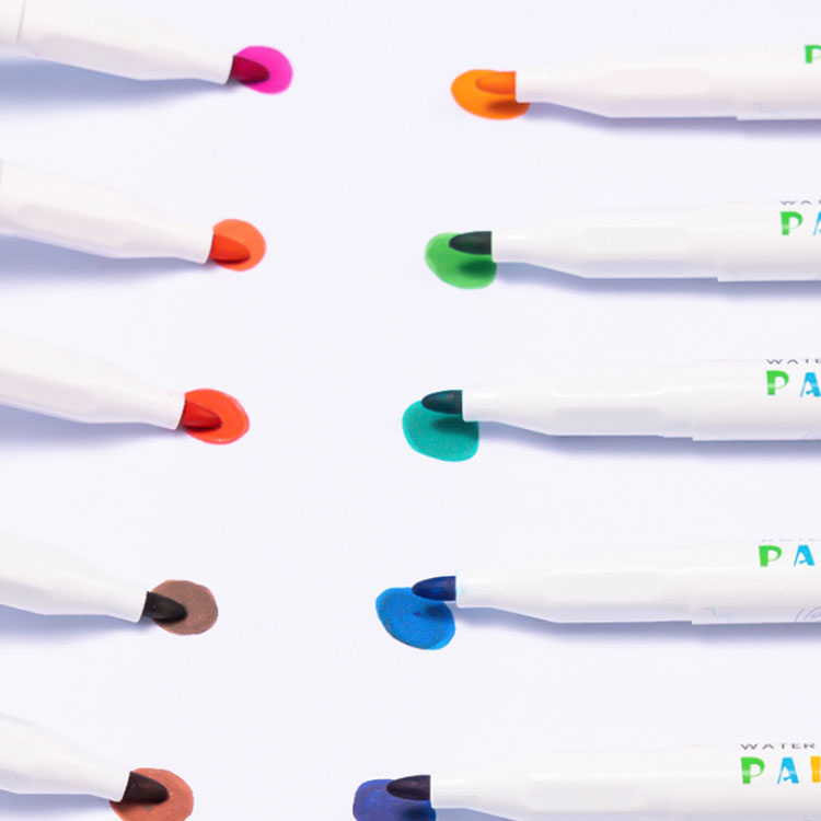 水中のフローティングペン 12色あり！落書き水フローティングペン 魔法の落書き描画ペンスプーン付 12色 水彩画ペン マジックウォーターペン 白板ペン 消去可能な水性マーカーペン アート絵画水彩ペンシル 水中でのDIY描画 魔法の水絵ペン 3