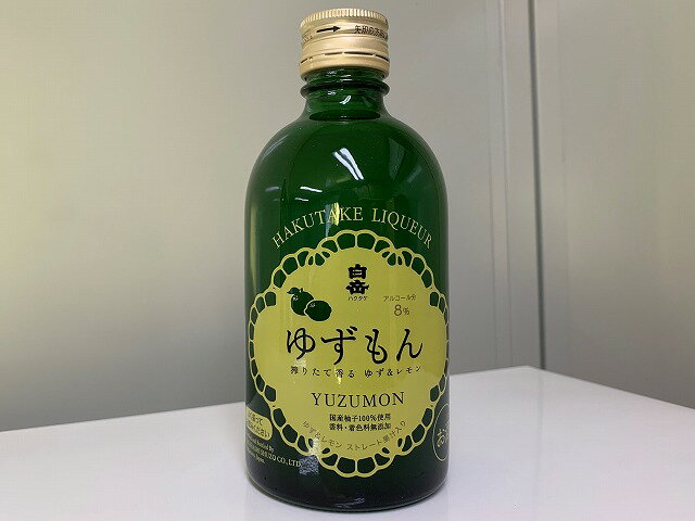 本格米焼酎「白岳」に国産ゆず果汁と、レモン果汁をほどよくブレンド。 ゆずのほのかな苦みと、レモンの爽やかな酸味が調和した、爽快感たっぷりのダブルシトラス仕立てのリキュールです。 異なる2種類の柑橘を使用する事で、より深い香りとジューシーな味わいを楽しめます。本格米焼酎「白岳」に国産ゆず果汁と、レモン果汁をほどよくブレンド。ゆずのほのかな苦みと、レモンの爽やかな酸味が調和した、爽快感たっぷりのダブルシトラス仕立てのリキュールです。異なる2種類の柑橘を使用する事で、より深い香りとジューシーな味わいを楽しめます。