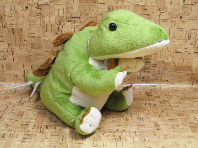 Rakuten - 恐竜のぬいぐるみTAKEOFFハンドパペット　ステゴサウルス【ぬいぐるみ/ハンドパペット】【定型外郵便物対応商品】
