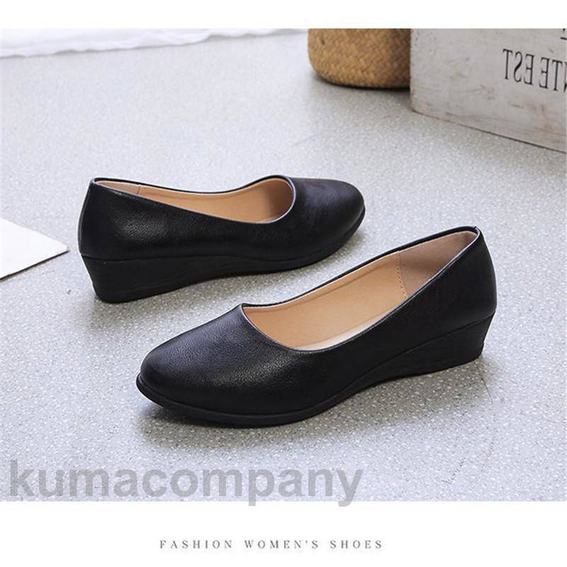 パンプス 痛くない 靴 3.5cm レディース 歩きやすい 走れる ビジネス ローヒール 疲れにくい 柔らかい 黒 幅広 スーツ フォーマル オフィス 冠婚葬祭 結婚式 長時間 疲れない 通勤 仕事 立ち仕事 オフィス おしゃれ かわいい フラットシューズ 秋 冬 レディース靴 kumacompany-10018860 くまカンパニー サンプル画像3