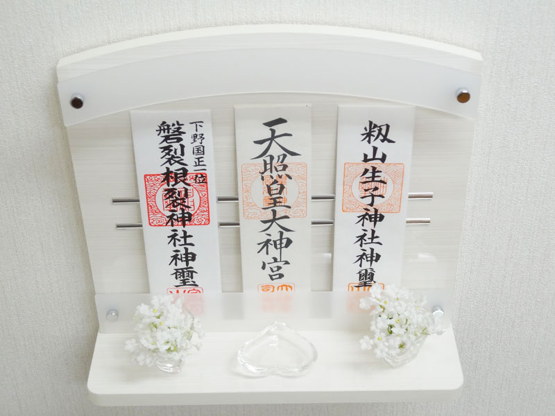 モダン神棚 パールホワイト Neo310W 国産 日本製 神棚 三社 壁掛け インテリア神棚 モダン 壁掛け神棚 神棚 モダン おしゃれ マンション シンプル デザイン 神棚 お札