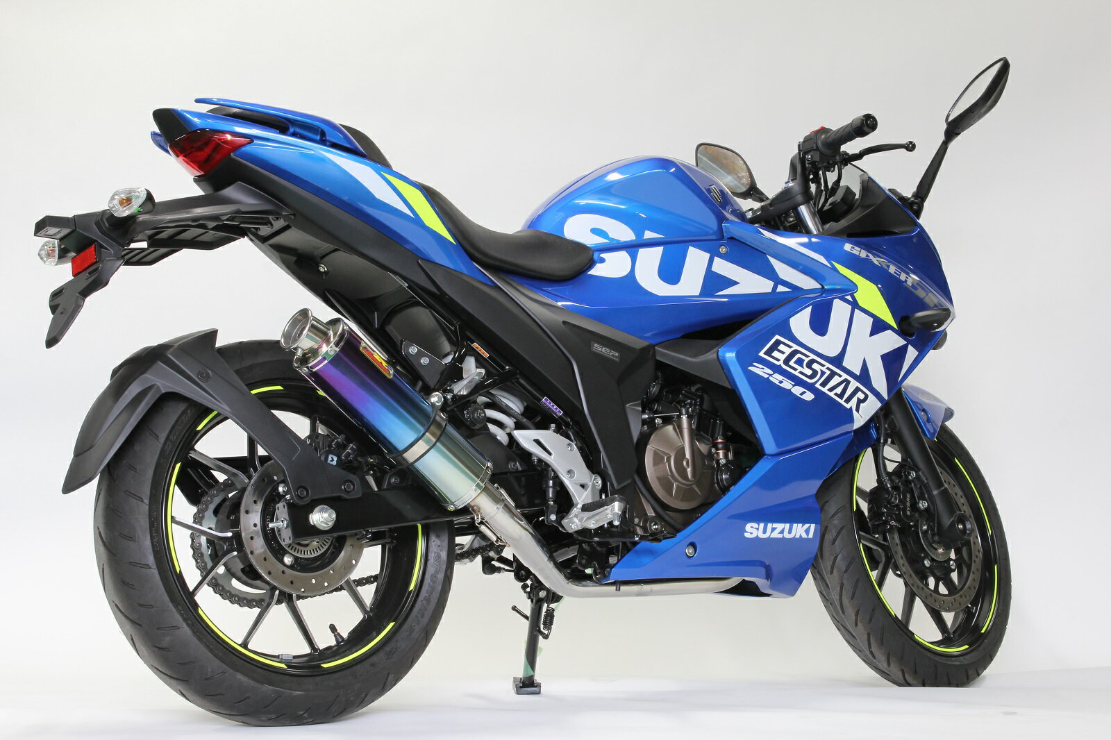 リアライズマフラー 349-009-01 22Racing Ti スズキ GIXXER 250