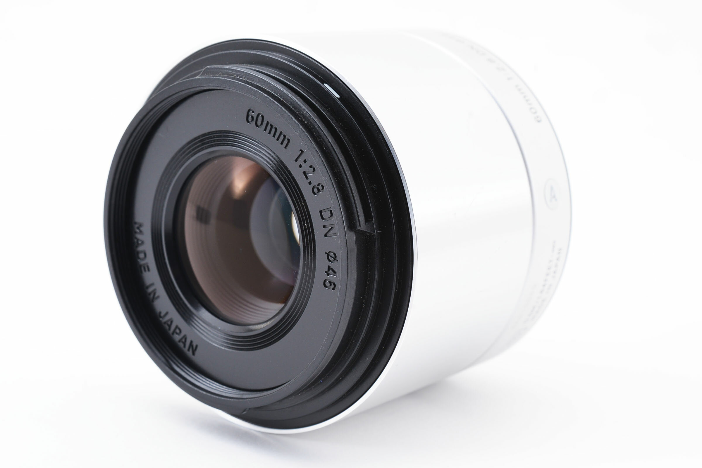 Rakuten - 【中古】SIGMA シグマ 60mm F2.8 DN マイクロフォーサーズ用 シルバー