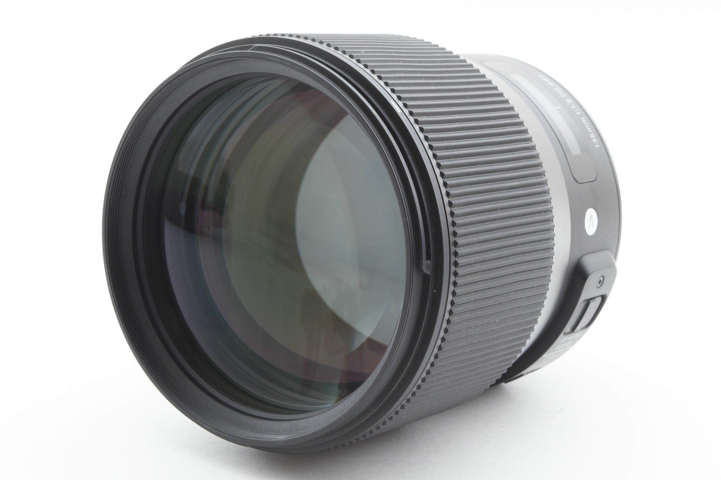 【中古】SIGMA シグマ 135mm F1.8 DG HSM Ar