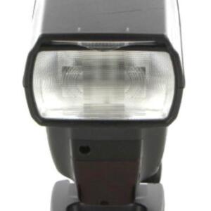 コンディション表　ほぼ新品→新品に近く、使用感もほとんどない。付属品が概ね揃っている　非常に良い→使用感少なく綺麗な極上品、美品レベル　良い→やや使用感があるが、実用的に問題がない良品レベル　可→使用は可能だが使用感が多く並品レベル。多少の難がある場合がある。ジャンク（難あり）→故障箇所があったり、カビ曇りが強いなどの難あり箇所がある。または動作未確認。返品・交換が行えません。 【中古品購入の注意点】綺麗な中古品でも、新品ではなく中古品です。個体ごとにシャッターの感覚やズーミングの感覚は少し異なります。多少の使用感やスレがあったり、画像に影響のない程度のチリ、ホコリ程度はある場合がございます。個人の感覚により、上記のコンディション表を目安に多少の誤差が生じる場合がございます。 【特筆事項】 【付属品】無し（本体のみ） ※ボディのショット数は、トラブル防止のため一律でお伝えしておりません。 ※付属品に記載されている以外の物があった場合、オマケの扱いになります。 ※注文・決済審査完了の翌日から5営業日以内に出荷（＝土曜、祝日を除く平日のみ） 他サイトで販売済みの場合、キャンセルさせて頂く場合がございます。 【ご注意】 ご注文後に、在庫を再確認致します。ご注文を頂いた時点では「仮注文」となります。 当店から返信があり次第、「注文確定」になります。 他の経路で売れていた場合など、キャンセルとなる場合がございます。
