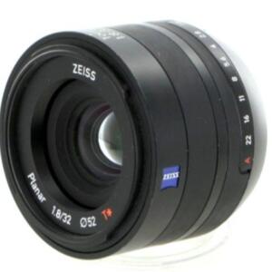 【中古】CarlZeiss カールツアイス TOUIT 32mm F1.8 Xマウント レンズ