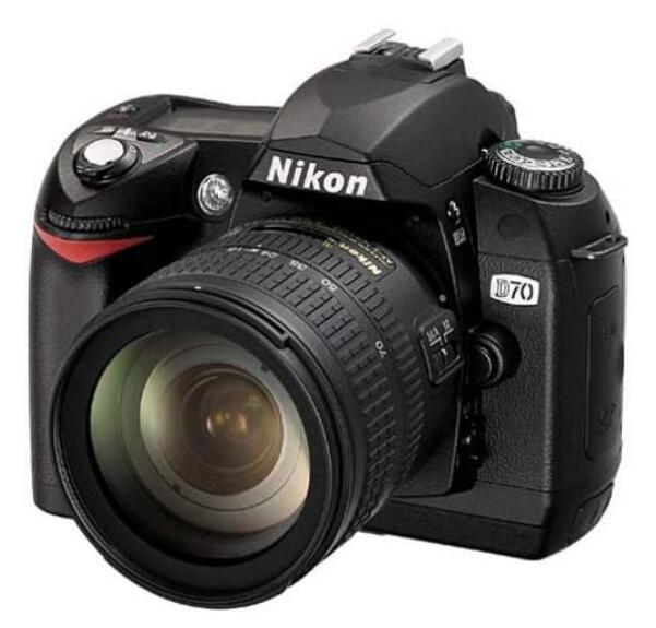 【中古】Nikon ニコン D70