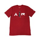 JORDAN/ジョーダン バスケットボール トップス JORDAN_TシャツMJのように宙を舞え。マイケル・ジョーダンはジャンプの象徴。ジョーダン エア フォト バスケットボール Tシャツは、「エアの精神」に敬意を表した一枚。柔らかいコットン素材を使用しているため、コートでもストリートでも快適な着心地が持続します。ゆったりと楽に着用できるスタンダードフィット注：素材の割合は工場によって異なる場合があります。 実際の割合はラベルをご確認ください。■生産国■中国■品質素材■コットン50-100％、ポリエステル0-50％■カラー■ジムレッド送料別途ネコポス発送対応！全国一律350円でお届け。日時指定はできません。注文時に配送方法をネコポスで指定してください。詳しくは配送方法をご覧ください。JORDAN/ジョーダン バスケットボール トップス ジョーダンエアフォト この商品の別色バリエーション