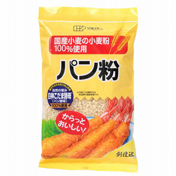 創健社 国産小麦の小麦粉100％使用パン粉は国内小麦の小麦粉を100%使用したドライパン粉。 パン酵母は「白神こだま酵母」を100%使用し、自然の力で発酵させて焼き上げて作りました。 フライ料理やハンバーグのつなぎとしてご利用ください。 世界自然遺産の白神山地から採取した野生酵母「白神こだま酵母」（パン酵母）100%使用。 植物油脂やショートニングを使用せずに作りました。 砂糖は鹿児島県喜界島産さとうきびの粗糖、食塩は沖縄の海水塩を使用しています。 果汁粉末はアセロラを使用しています。 カラッとサクッと素材の美味しさを引き立てます。 白神山地は秋田県と青森県に広がるブナなどの原生林からなり、世界自然遺産にも登録された自然の宝庫です。 その白神山地から採取した野生酵母はパンにすると粗糖との相性がよく、華やかな香りとほんのりした甘味のするしっとりした食感に仕上がることがわかりました。 ※「白神こだま酵母」は秋田県の登録商標です。 ◆お召し上がり方 フライ料理やハンバーグのつなぎとしてご利用下さい。 ＜創健社について＞ 半世紀を超える歴史を持つこだわりの食品会社です。 創業の1968年当時は、高度経済成長期の中、化学合成された香料・着色料・保存料など食品添加物が数多く開発され、大量生産のための工業的製法の加工食品が急速に増えていました。 創業者中村隆男は、「食べもの、食べ方は、必ず生き方につながって来る。食生活をととのえることは、生き方をととのえることである。」と提唱し、変わり行く日本の食環境に危機感を覚え、より健康に繋がる食品を届けたいと願って創健社を立ち上げました。 いまでこそ持続可能な開発目標（SDGs）として取り上げられているようなテーマを、半世紀を超える歴史の中で一貫して追求してまいりました。 世の食のトレンドに流されるのではなく、「環境と人間の健康を意識し、長期的に社会がよくなるために、このままでいいのか？」と疑う目を持ち、「もっとこうしたらいいのでは？」と代替案を商品の形にして提案する企業。 わたしたちはこの姿勢を「カウンタービジョン・カンパニー」と呼び、これからも社会にとって良い選択をし続ける企業姿勢を貫いて参ります。 ■商品名：パン粉 国産 白神こだま酵母 創健社 国産小麦の小麦粉100％使用パン粉 ドライ 無添加 ショートニング不使用 天然酵母 野生酵母 フライ ハンバーグ ■内容量：150g ■原材料名：小麦粉［小麦（北海道）］、パン酵母［白神こだま酵母（白神山地）］、砂糖（鹿児島県喜界島）、食塩（沖縄）、果汁粉末［アセロラ（ブラジル）］ ■アレルゲン（28品目）：小麦 ■分析データ：100gあたり エネルギー：373kcal たんぱく質：12.9g 脂質：2.1g 炭水化物：75.7g 食塩相当量：0.9g この表示値は、目安です。 ■メーカー或いは販売者：創健社 ■賞味期限：製造日より240日 ■保存方法：直射日光・高温多湿を避け常温暗所保存 ■区分：食品 ■製造国：日本 ■注意事項： 本品製造工場では「卵」・「乳成分」を含む製品を生産しています。 開封後は、カビや虫がつきやすいので密閉できる容器に入れて、冷蔵庫もしくは冷凍庫で保存して下さい。 お料理の際、高温の油を使用しますのでやけどにご注意下さい。【免責事項】 ※記載の賞味期限は製造日からの日数です。実際の期日についてはお問い合わせください。 ※自社サイトと在庫を共有しているためタイミングによっては欠品、お取り寄せ、キャンセルとなる場合がございます。 ※商品リニューアル等により、パッケージや商品内容がお届け商品と一部異なる場合がございます。 ※メール便はポスト投函です。代引きはご利用できません。厚み制限（3cm以下）があるため簡易包装となります。 外装ダメージについては免責とさせていただきます。