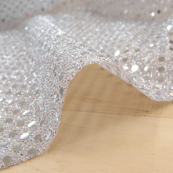 【全11色】スパンコール 生地 (小) 3mm (50cm単位) kurafutowan-10002713 手づくりエンジョイクラフトワン サンプル画像3