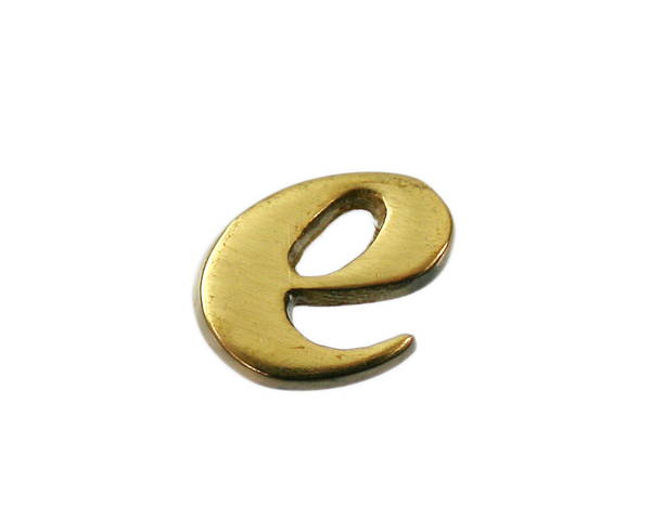 QS20−E　真鍮ゴールド文字　小文字e【光】