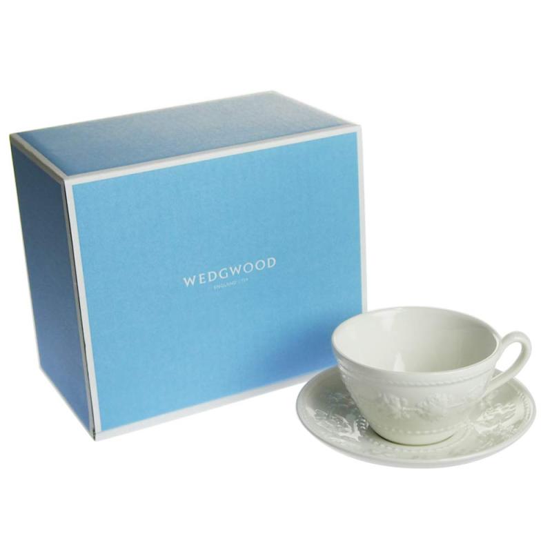 Wedgwood (ウェッジウッド) フェスティビティ アイボリー 磁器 ティーカップ&ソーサー【並行輸入品】