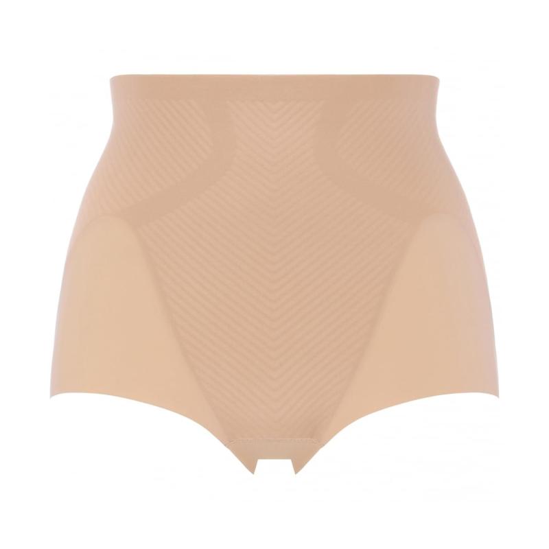 [Triumph] 秘めわざ639 ショートガードル