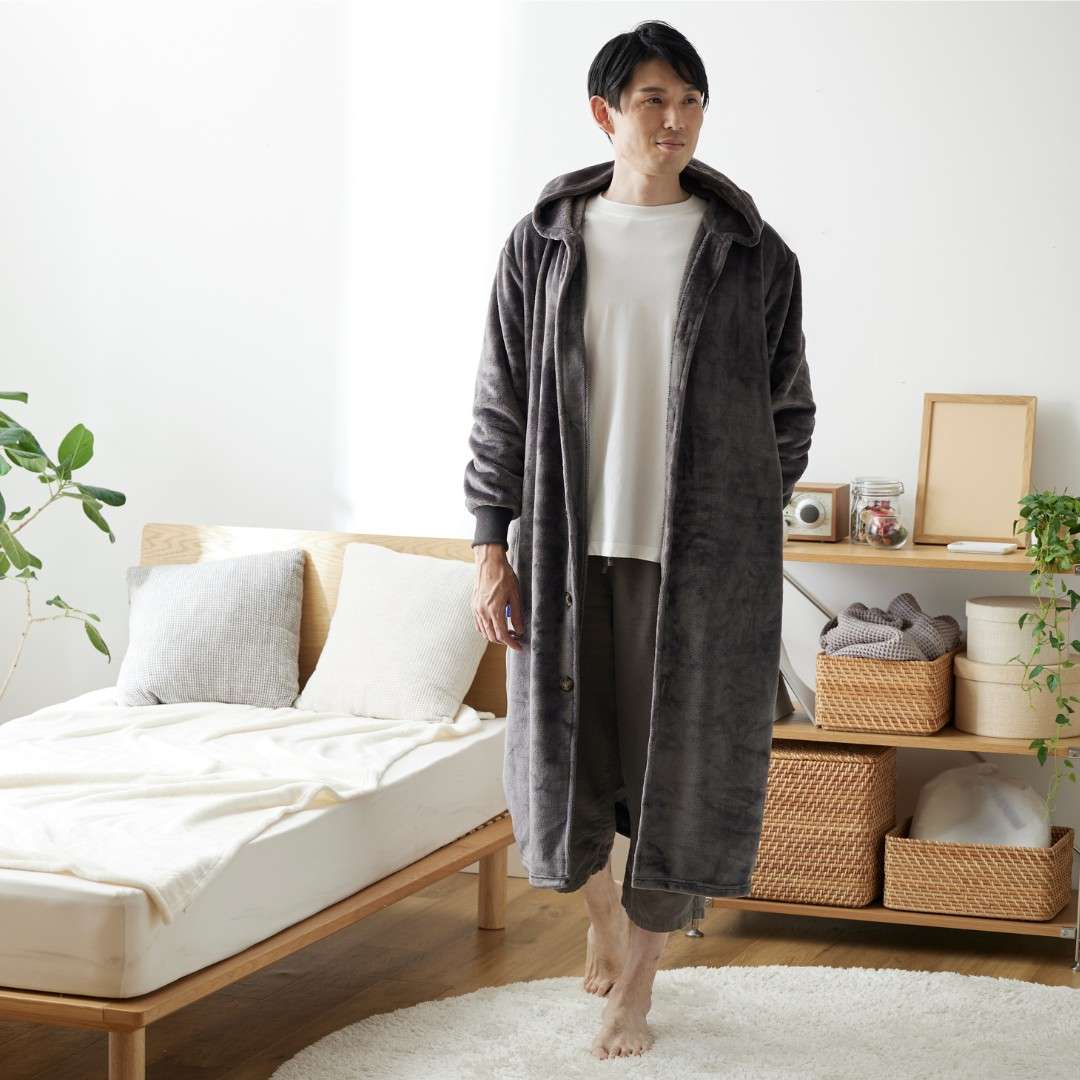 【ポイント10倍】 プレミアムマイクロファイバー 着る毛布 フードタイプ L 株式会...