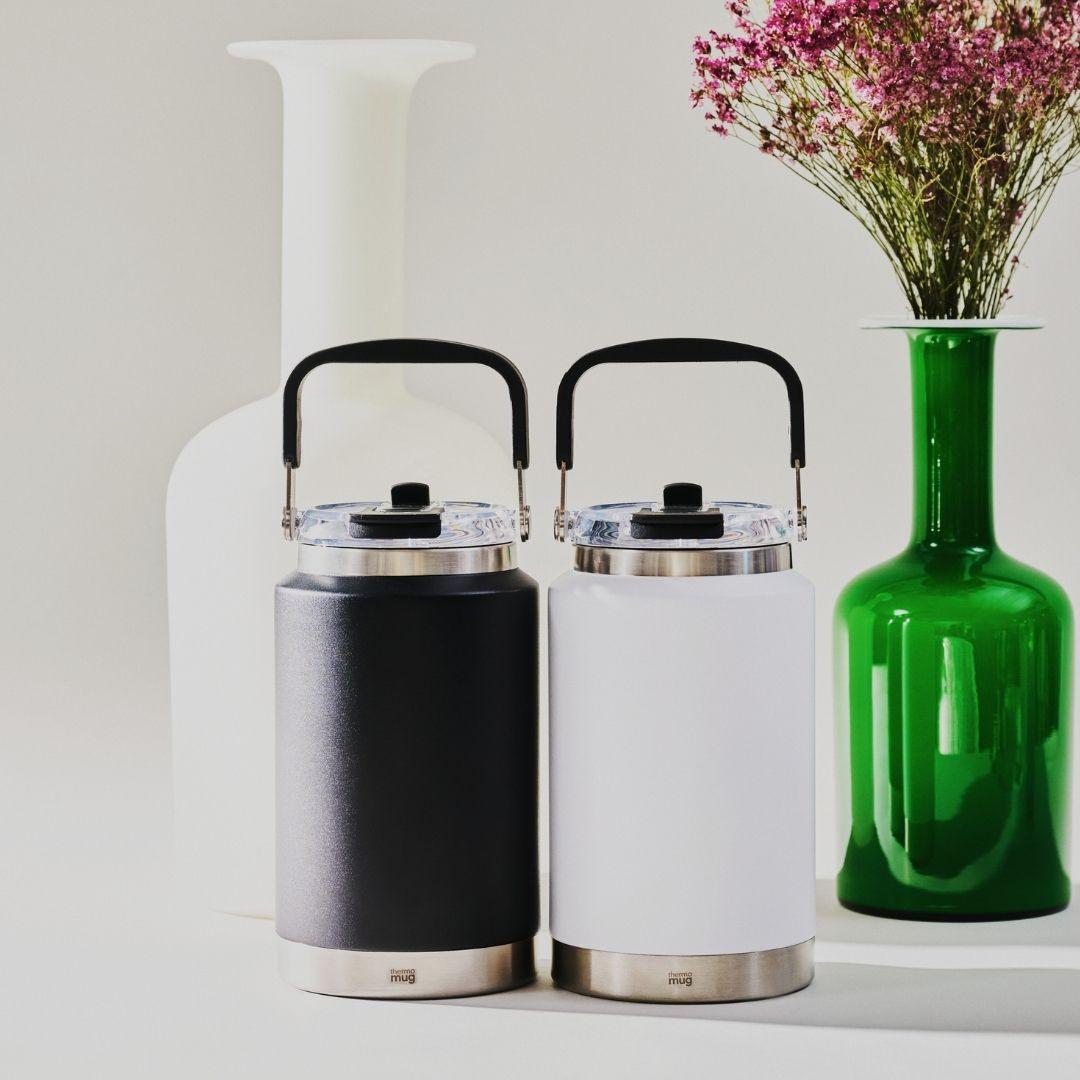 サーモマグ thermo mug TORUS ホワイト TO25-150 水筒 大容量 スポーツ 部活 保冷 直飲み ストロー付き キャンプ アウトドア 真空二重構造 ハンドル 持ち手 おしゃれ モノトーン ジャグ トーラス 広口