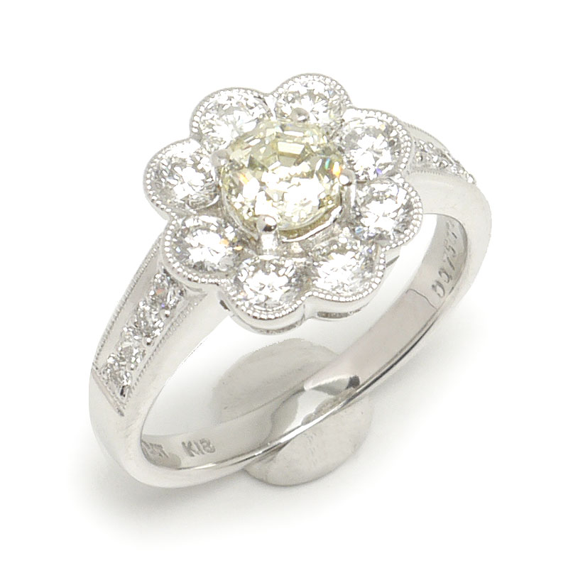乐天商城 - 【中古】ダイヤモンドリング #8.5 約8.5号 K18WG・ダイヤ0.582ct・0.75ct VLY-VVS2 イエローダイヤ フラワー 花【質屋鑑定品】