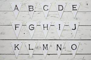 『木製 アルファベット ガーランド』フラッグガーランド A-O /お誕生日会 パーティー 壁掛け 壁飾り オーナメント ナチュラル 雑貨【10個以上ご注文でメール便送料無料】通販格安セール情報 楽天 通販