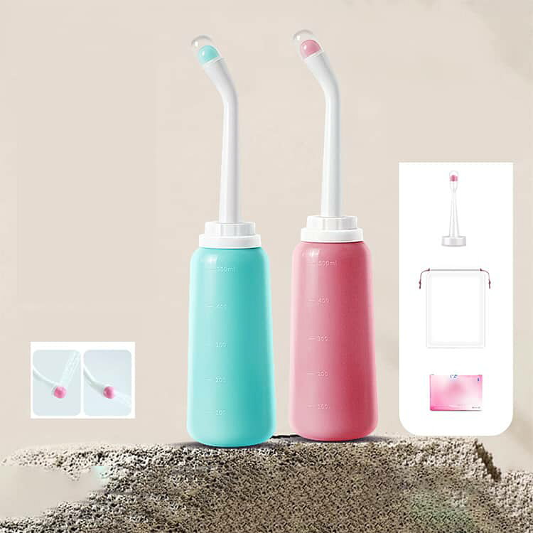 クレソンのシャワー 携帯用洗浄機 おしり洗浄器 2種類ノズル付き 500ml 蓋付き 携帯シャワートイレ おしり洗浄 大容量 お尻洗浄 トイレ ハンディ 携帯おしり洗浄器 ウォッシュ シャワートイレ 携帯ビデ 水圧調整自在 充電不要 お尻洗浄機｜アングル2