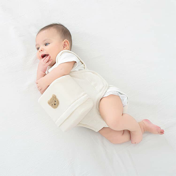 クレソンのベルト うつ伏せ防止 うつ伏せ対策 寝返り防止クッション かわいい クッション 寝返り防止ベルト 寝返り防止クッション くま柄 寝返り ベビー用品 出産祝い 赤ちゃん 寝返り防止 対策 ベルト サポート コットン メッシュ 綿 出産準備 赤ちゃん用品 ベビー｜アングル3