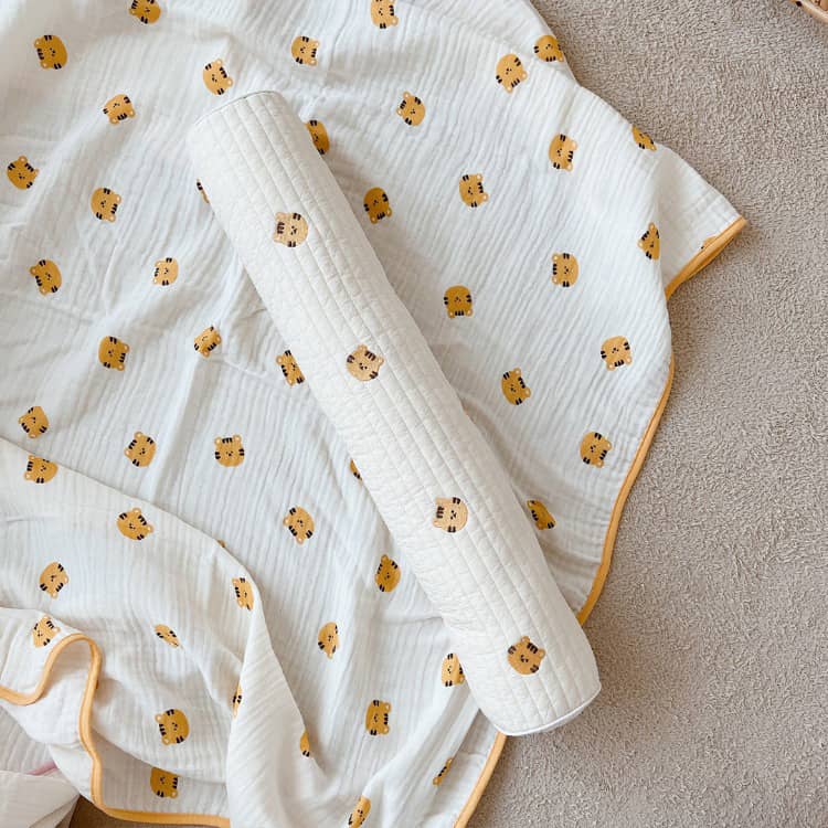 クレソンのベビー ベッドフェンス コットン ベッド 転落防止 ガード ロングクッション サイドガード クッション 寝返り防止 寝返り防止 新生児 クッション カバー 洗える 綿 ウサギ ベッドガード ベッドガード 恐竜 刺繡入り 赤ちゃん 枕 ロング サイド 寝返り 防止 クッション｜アングル3
