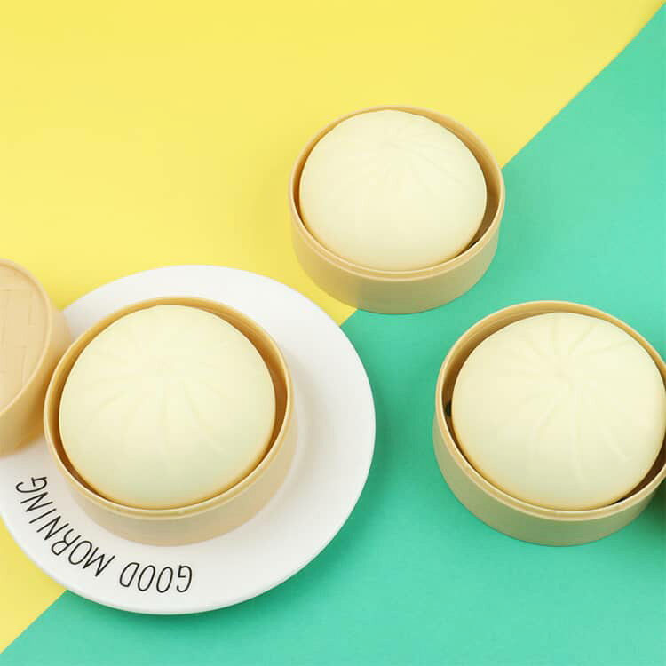 ぷにぷに 蒸籠 肉まん 2個セット 4個セット 握る玩具 癒しグッズ スクイーズ 小籠包 オシャレ せいろ付き 低反発 中華まん 食品サンプル おもちゃ 子供 大人 ストレス解消 4個セット ふわふわ 握って遊ぶ ギフト kuresonstore-10012522 クレソン サンプル画像3