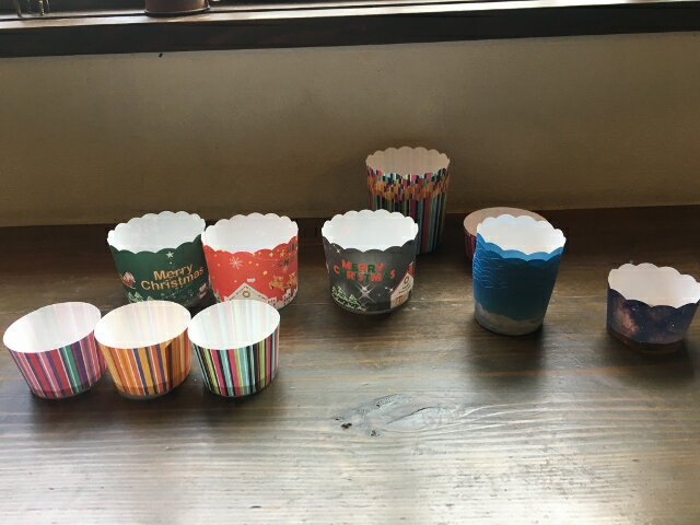 マフィンカップ　パステルストライプ　直径58mm×高さ50mm　3種50枚入（おおむね3種に分かれます）多少のバラツキはご了承ください