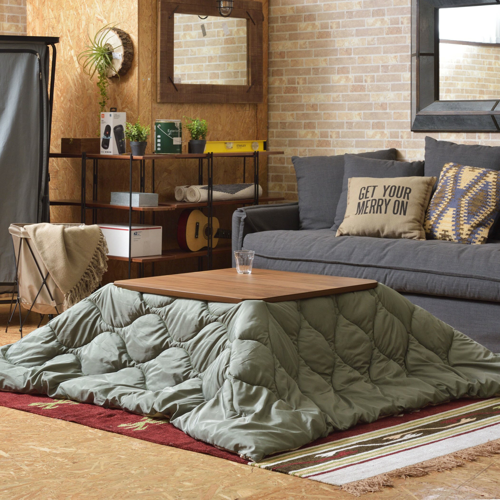 こたつ布団 正方形 W190×D190cm リバーシブル グリーン/ベージュ 東谷 KK-167A アウトドア 撥水加工 お手入れ簡単 ペットのいるおうちでも