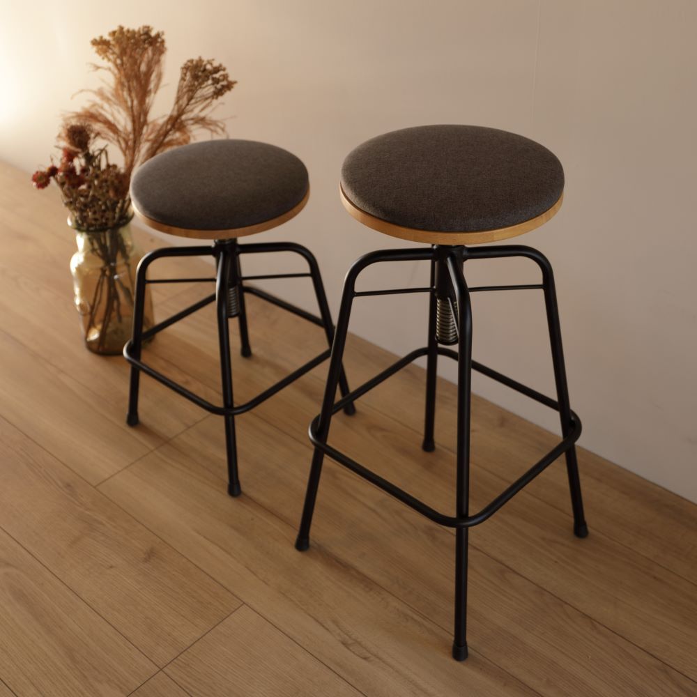 -- GLam スツール -- 座面を回転する事で高さの調整が可能なスツール ■品番 ロータイプ：GLM-ST001FL(CGR) ハイタイプ：GLM-ST001FH(CGR) ■カラー チャコールグレー ■材質 張地：布（ポリエステル10...