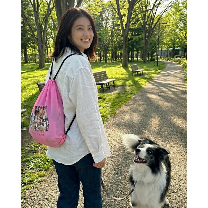Rakuten - ドッグオールスターズ　ナップサック【黒毛のアンANNE of BLACK】365日、愛犬と歩く喜びをリュック　スポーツ　軽量　雨に強い　レディース　メンズ 　ユニセックス