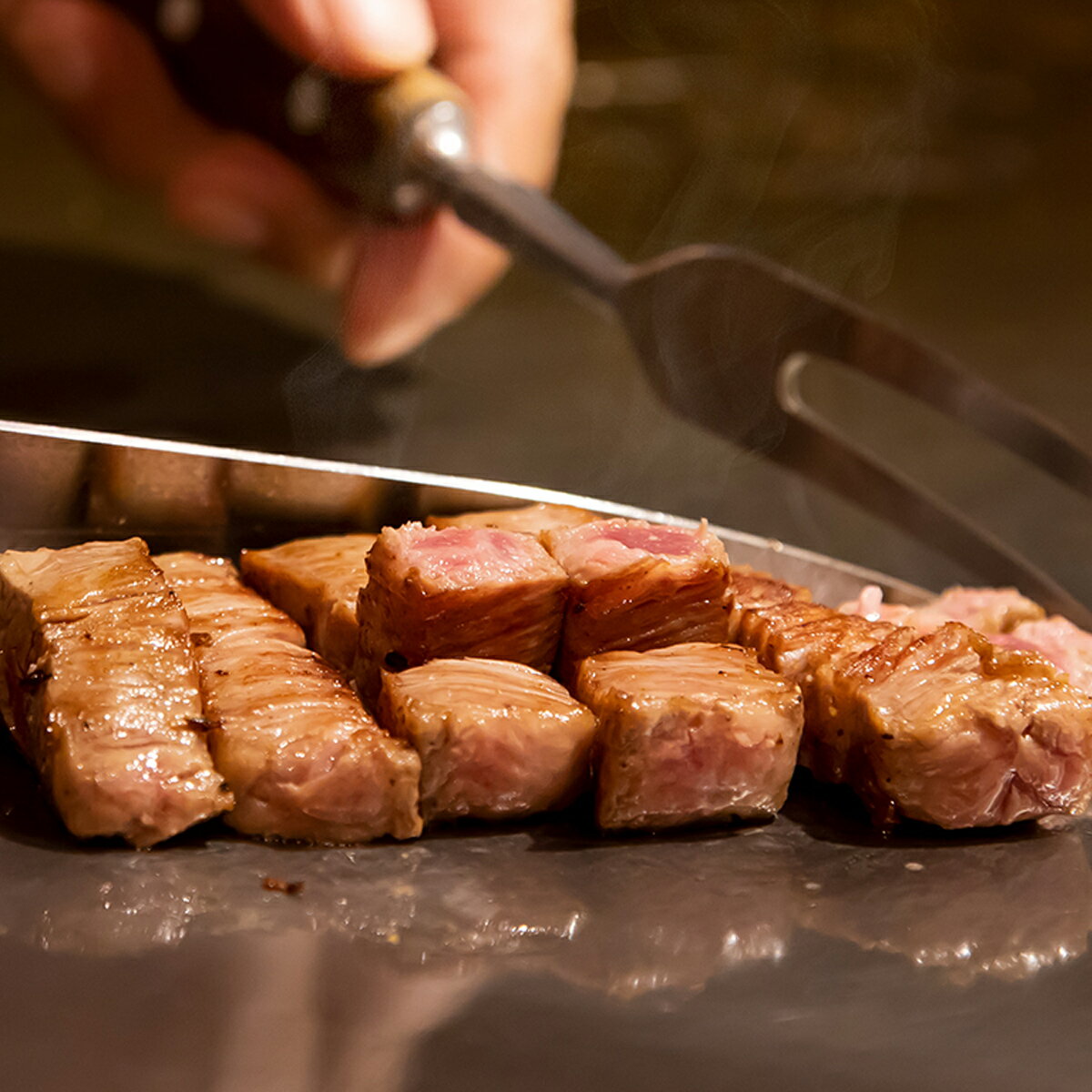 【送料無料】【熊野牛】ステーキ上モモ 1kg (5枚) | 和歌山 熊野 紀州 肉 お肉 高級 ギフト プレゼント 贈答 自宅用 3