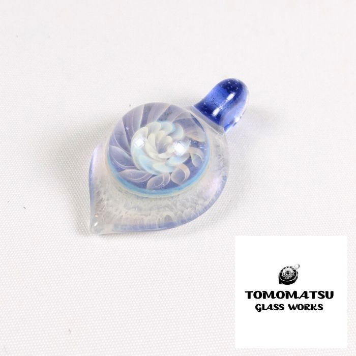 乐天商城 - TOMOMATSU GLASS WORKS/ガラスペンダントトップ スペーススプーン(S)フラワータイプ ホワイト 　宇宙 幻想的 ハンドメイド 日本製