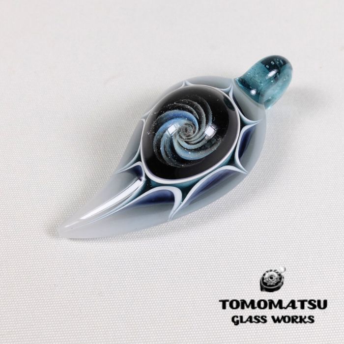 TOMOMATSU GLASS WORKS/ガラスペンダントトップ スペースクロー(L) グリーン系　宇宙 幻想的 ハンドメ..