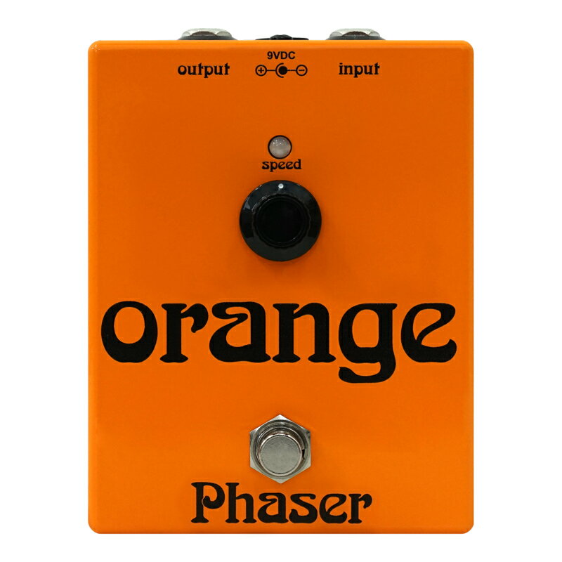 Orange Amp distortion 特定の仕事をする必要がある場合、その解決策は明らかです。 そして、あなたのサウンドにクラシックなフェイザー効果を加えたいときも、同じです。 そして何より、サイケデリックな甘い旋律を邪魔するものが一切ないのです。 OrangePhaserが優れているのはその点で、調整可能なダイヤル1つで、ゆっくりとしたウージーなスイープから高速でぎこちないスタブまで、万華鏡のような渦巻きやしつこいクラウトロックのパルスを経て、オリジナル手書き回路図から再生された精密工学的4ステージ回路にすべてを委ねることができます。 OrangePhaserは、1970年代初期のOrange名機 “Phazer”（その名称は、ペダルの構造同様、誇りを持って英国英語で表記されています）からインスピレーションを得ていますが、LEDや9V DC入力といった現代のスタンダードと、ボックス内部のノイズフロアを低減させる回路的調整がなされており、あなたのサウンドにニュアンスと暖かみを加える、最高のシンプルさを備えたペダルとなっています。 1970年代のオリジナル機と同じ圧倒的なフォルムファクターとミニマルなアートワーク、大きなフットプリントとタンク強度アルミニウムのシャーシ、ブロックカラーとアールヌーボータイプのデザインは、一目見ただけで50年前に戻ったような気分にさせてくれます。 そして、フットスイッチを踏み込むと、タイムトラベルが完了し、これまでにないほどクリーンなペダルとのインタラクションを実現します。 Orange、文字通り「一人前」なのです。 Specification Features:Low Noise, True Bypass, User Friendly Controls (Left to Right):Speed Dimensions (W × H × D):92mm × 79mm × 120mm (3.62 × 3.11 × 4.72″) Power:9/12 V DC Adapter (Centre Negative(-)) ※電池使用不可。 Current Draw @ 9V:17mA Weight:388g (13.7oz)