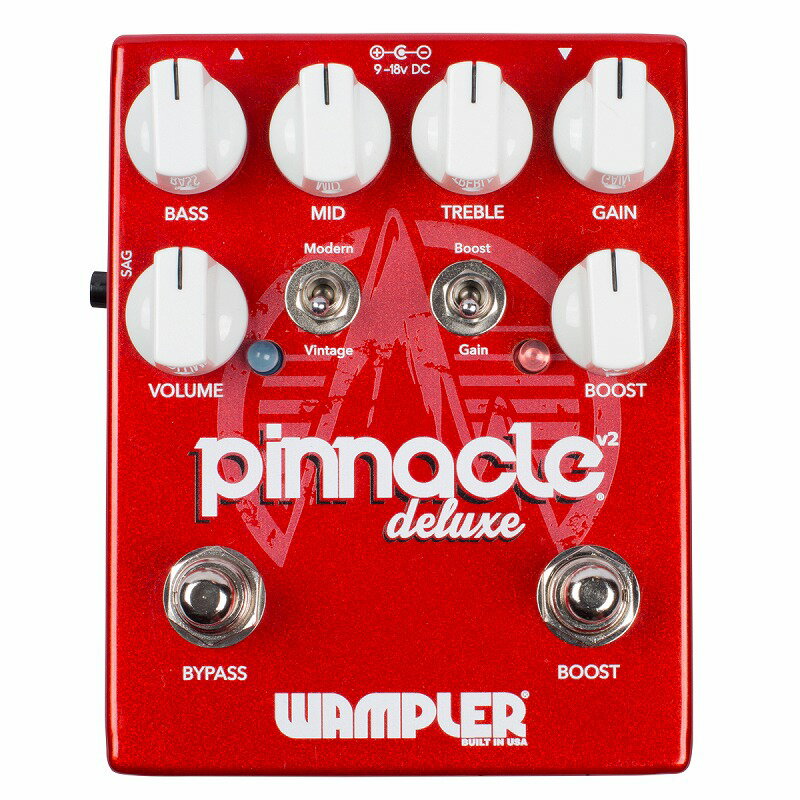 Pinnacle Deluxe v2は、オリジナルのPinnacle Deluxeを元に制作された、Wampler社の代表的なディストーションペダルです。 v2には新しいEQ、より多くのコントロール、さらには多彩な機能が搭載されています。 3バンドEQにより、さらなる音色の作り込みが可能となり、ブーストも追加されているため、4x12キャビネットの鼓動を得られます。 側面にあるSAGスイッチにより、ローエンドを引き締め、反応を劇的に向上させることができます。 ブラウンサウンドからクラシックロック、アンプのオーバードライブから唸るようなメタルサウンドまで幅広くカバーします。 ※Pinnacle STD/DLXの2機種の本体表記には9-18VDCとの記載がございますが、DC18Vで動作させた場合に音の立ち上がりが変わってしまうという事例がございました。この件についてメーカーに確認したところ、Pinnacle STD/DLXはDC9Vでの動作時がベストとしており、18Vでのご使用は非推奨となります。