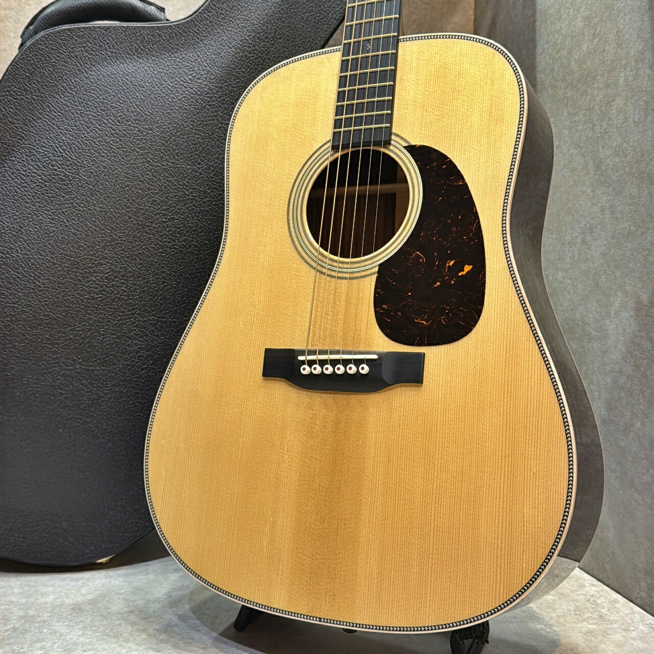 Lakewood - 【試奏動画あり】Martin D-28 Modern Deluxe #3023120【芯立つ低音と艶やかな高音】【当店限定特典付き】【送料当社負担】【池袋店在庫品】