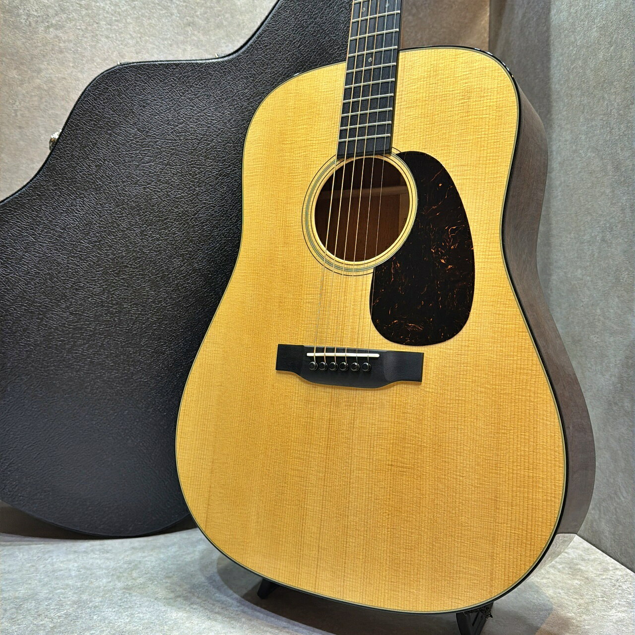 【試奏動画あり】Martin D-18 Standard #3049015【響きの厚みを存分に味わえる一本...