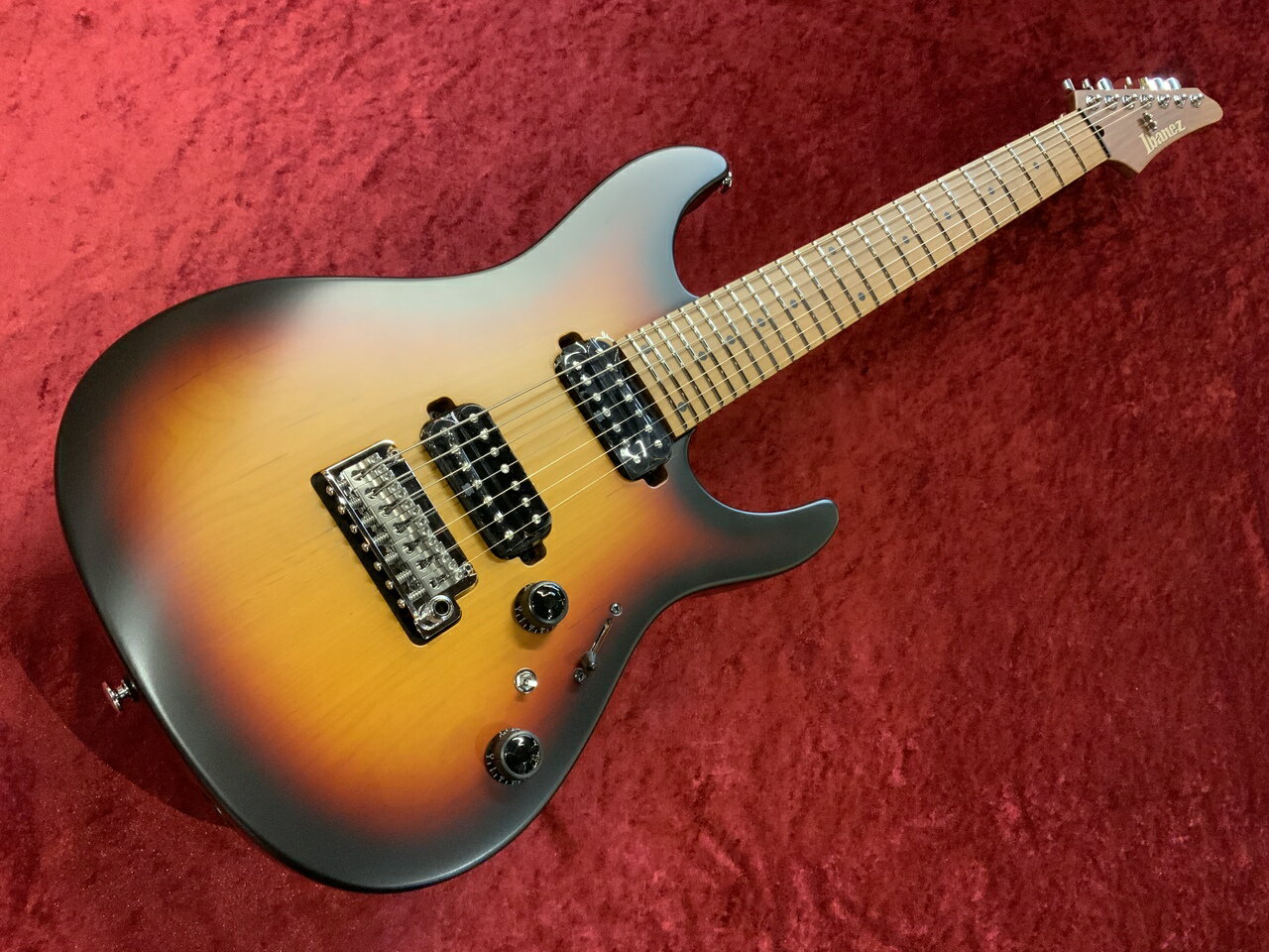 Ibanez AZ24027 -Tri Fade Burst Flat- 【7弦】【G-CLUB 渋谷店】