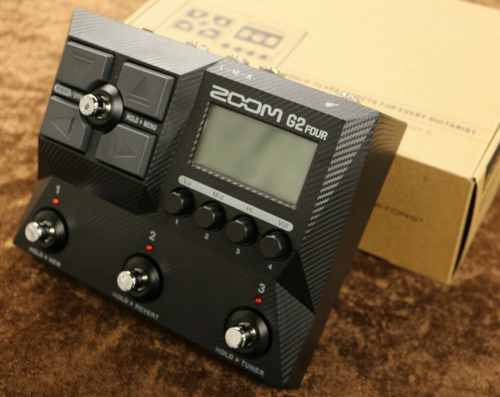 ZOOM G2 FOUR【マルチエフェクター】【インターフェイス機能】【宅録にもオススメ】【池袋店】