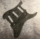 Grande uomo Leather Pick Guard for ST -Paisley- #006【クロサワ楽器限定オーダー品】【レザー&ペイズリー】【池袋店】