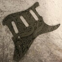 Grande uomo Leather Pick Guard for ST -Paisley- #004【クロサワ楽器限定オーダー品】【レザー&ペイズリー】【池袋店】