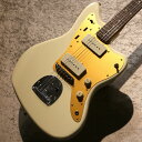 Squier by Fender 【人気モデル!】J Mascis Jazzmaster ~Vintage White~ #CYKE25001895【3.70kg】【ダイナソーJR】【池袋店】