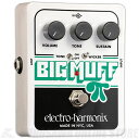 Electro harmonix Big Muff Pi with Tone Wicker Big Muff Pi with Tone Wickerは、オリジナルのBig Muffを踏襲しつつも、スイッチを切り替えることで新しいトーンの可能性を創造するものになっています。 WickerスイッチをONにすると、3段高域フィルターによりトップエンドが鋭いサステイン豊富なディストーションサウンドが得られます。 また、ToneスイッチをOFFにするとToneコントロールがバイパスされ、迫力のあるサウンドを生み出します。 Wickerスイッチを切ってToneをONにすればオリジナルのBig Muffサウンドも得られます。 Specification Wicker Switch Tone ON/OFF Switch True Bypass 寸法：91mm(W) x 118mm(D) x 50mm(H) 360g 電源：9Vバッテリー or 9V DCセンターマイナスアダプター JP9.6DC-200（別売）