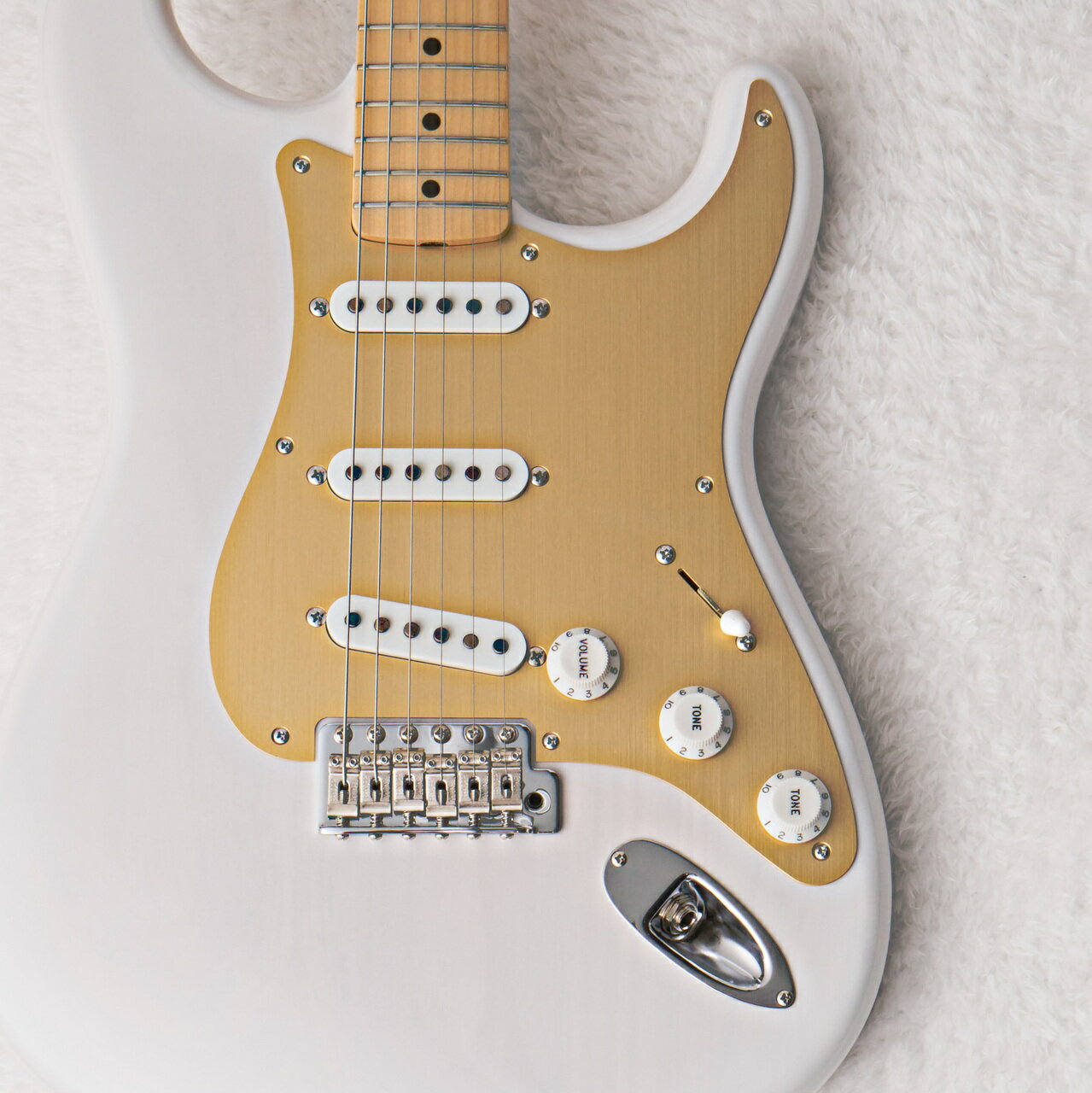 Fender Made in Japan Heritage 50s Stratocaster White Blonde【超軽量個体】【3.55kg】【JD25018787】【町田店】
